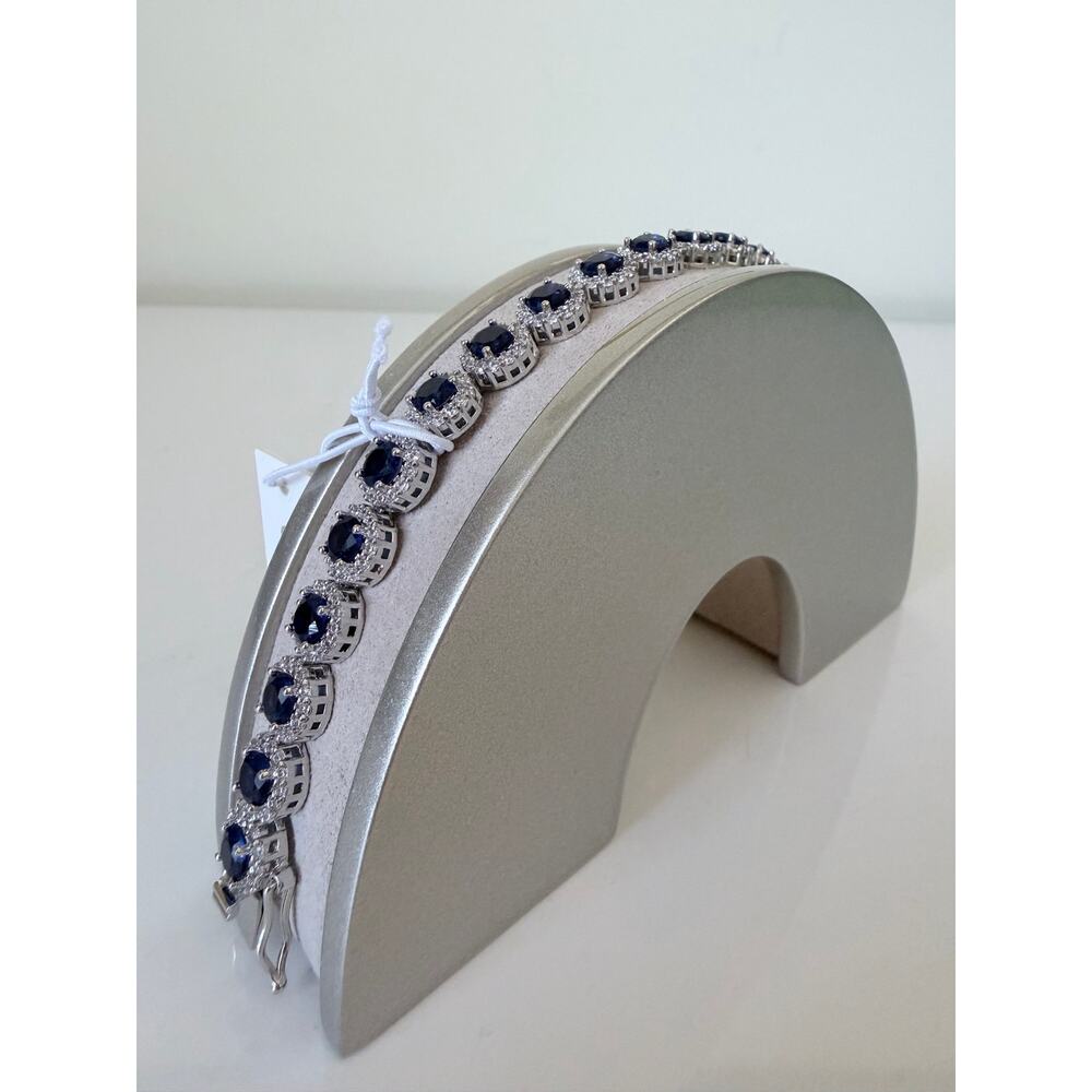 Blue Saphire & Diamond Bracelet
(Cubic Zirconia & Fine Silver Plated) - Picture 4 of 8